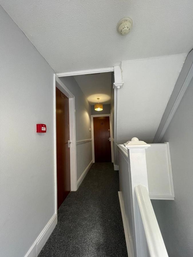 Large Ground Floor Studio Holiday Apartment Skegness - Flat 12 Екстер'єр фото