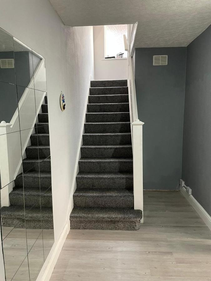 Large Ground Floor Studio Holiday Apartment Skegness - Flat 12 Екстер'єр фото