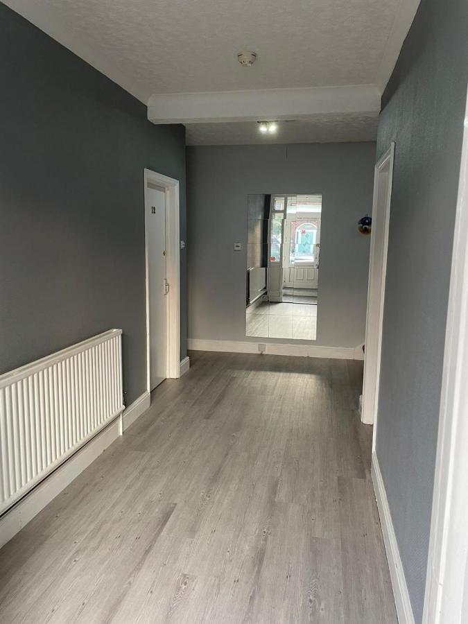 Large Ground Floor Studio Holiday Apartment Skegness - Flat 12 Екстер'єр фото